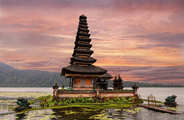 Храм на воде - Достопримечательность на Бали