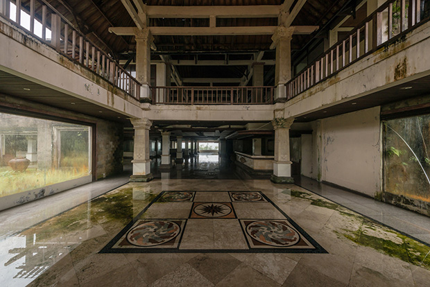 Заброшенный отель P. I. Bedugul Taman Rekreasi